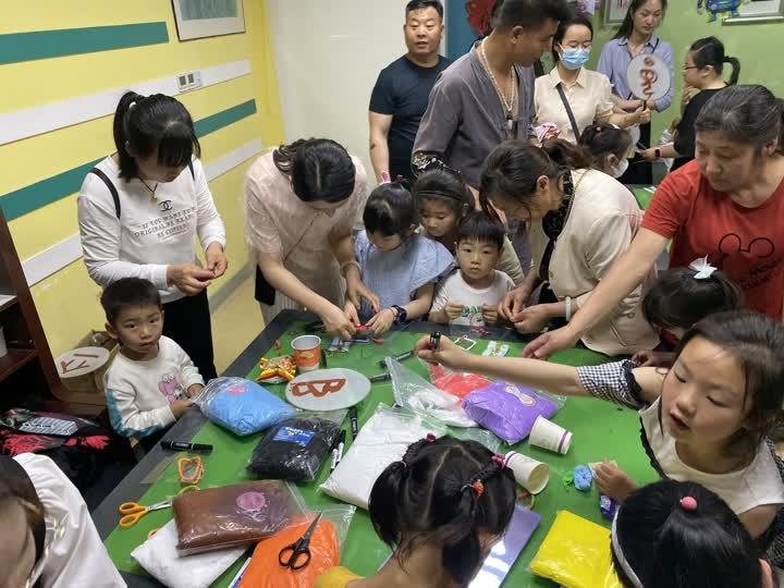 亲子互动时间对孩子情感和认知发展的深远影响