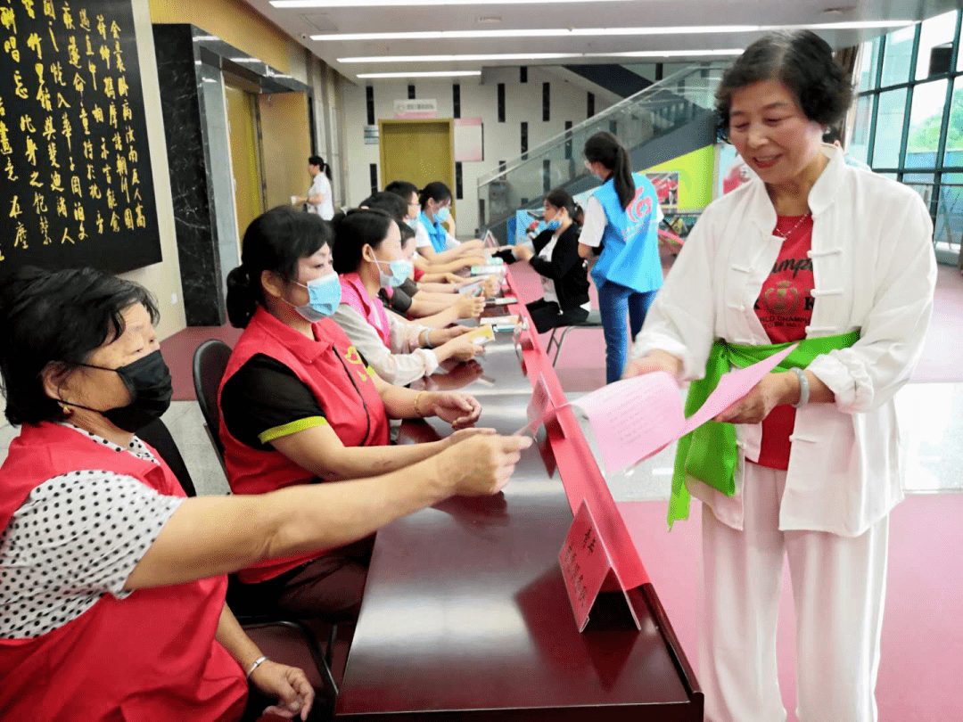 志愿者服务提升社区幸福感的关键路径