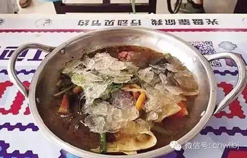 全国高校食堂评比揭晓，某校黑暗料理成热门话题