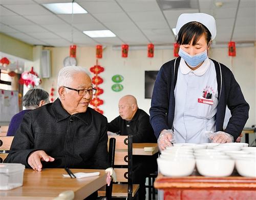 各地应对老龄化社会，更新养老政策，构建完善服务体系